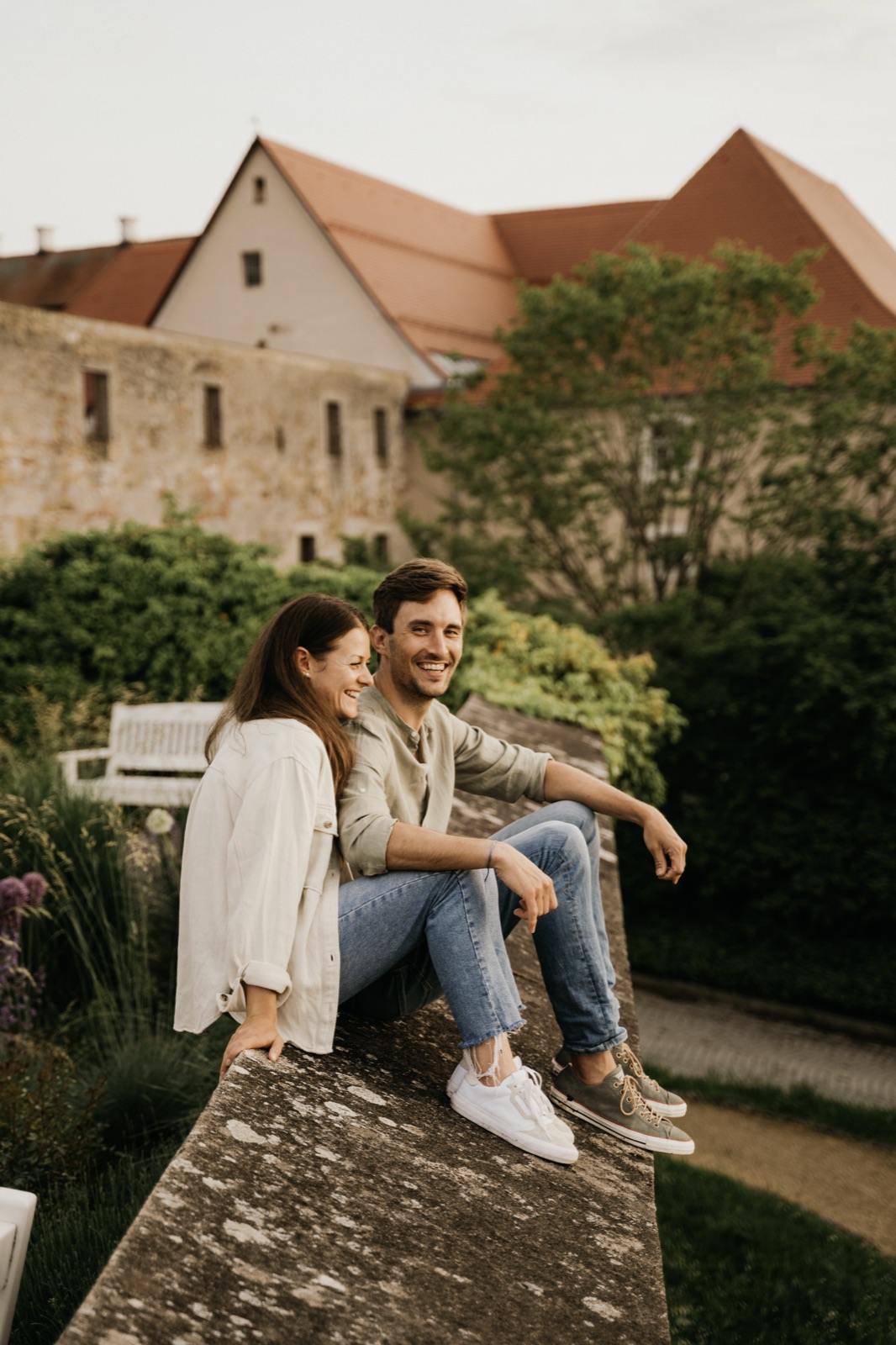 Couple Outdoor Portrait - Michi & Lukas